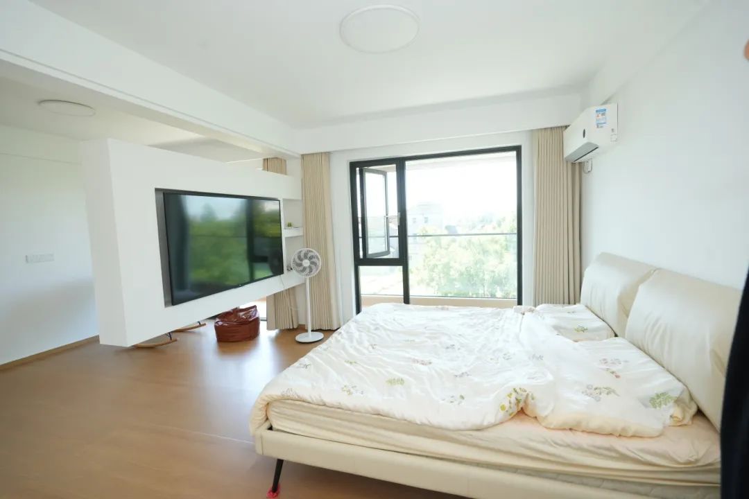 AM409916.JPG